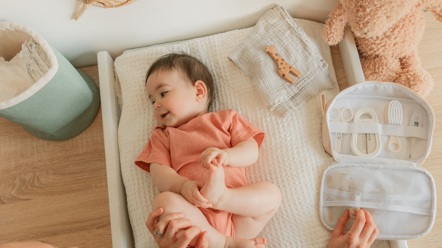 Routine soins bébé : conseils et étapes essentielles