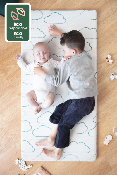 Babymoov, expert du confort et du sommeil de bébé, lance son matelas de voyage COSYLITE NOMAD.