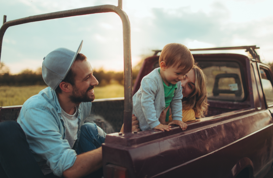 Conseils pour voyager en voiture avec bébé